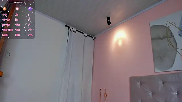 Snapshot of hannamartinn chatting on May 6, 3:39 pm hannamartinn online show from May 6, 3:39 pm