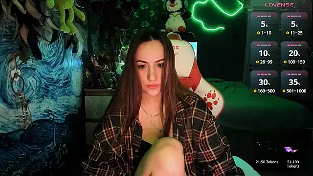 Selbi Paine online show from April 1, 1:17 am