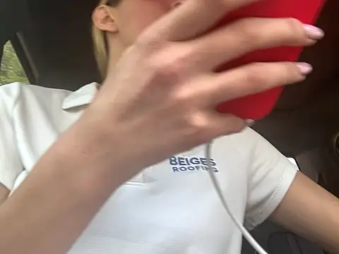 Alyssa rhoades online show from July 26, 6:26 pm
