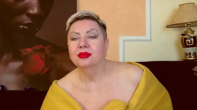 LadyPosh online show from December 3, 10:18 pm