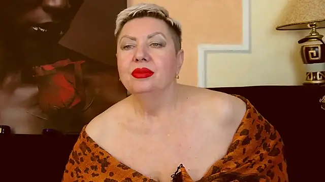 LadyPosh online show from December 6, 1:18 am