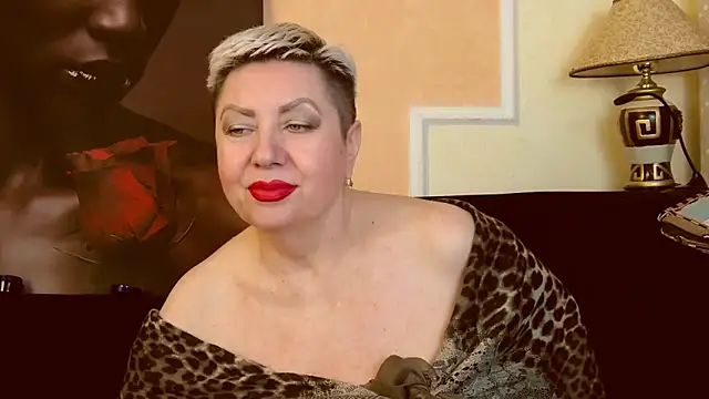 LadyPosh online show from December 11, 10:16 pm