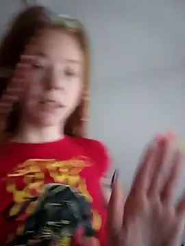 Snapshot of LucidLucy chatting on February 6, 1:14 pm LucidLucy online show from February 6, 1:14 pm