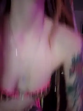 Snapshot of LucidLucy chatting on February 18, 1:18 pm LucidLucy online show from February 18, 1:18 pm