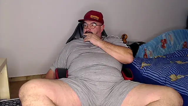 fraboys online show from February 19, 5:09 pm