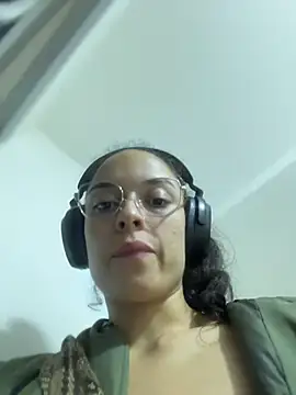 afroditaP  online show from October 29, 9:38 pm