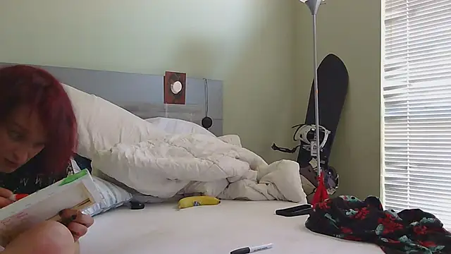 Snapshot of kimsupremesissy chatting on March 1, 10:45 pm kimsupremesissy online show from March 1, 10:45 pm