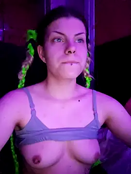 Elunaa online show from January 11, 9:46 pm