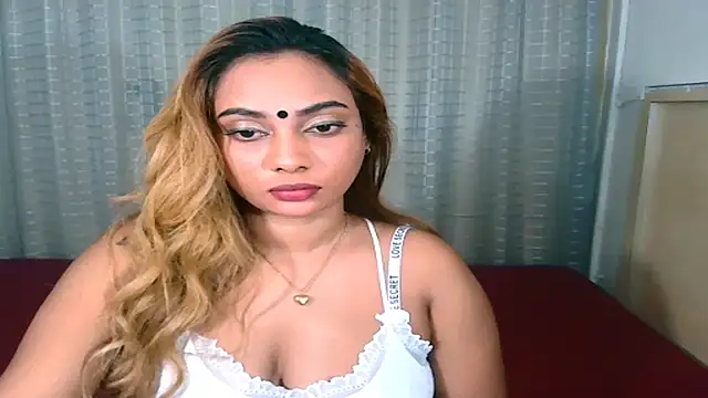 sexyindianchic online show from November 6, 5:14 pm