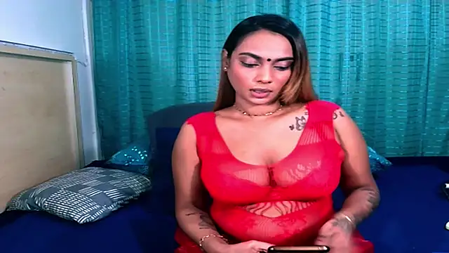 Snapshot of sexyindianchic chatting on June 10, 9:25 pm sexyindianchic online show from June 10, 9:25 pm