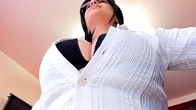 Snapshot of VICE_MASTERS chatting on December 15, 2:38 am VICE MASTERS online show from December 15, 2:38 am