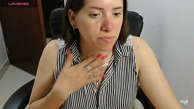 spicey latina online show from July 20, 11:29 pm