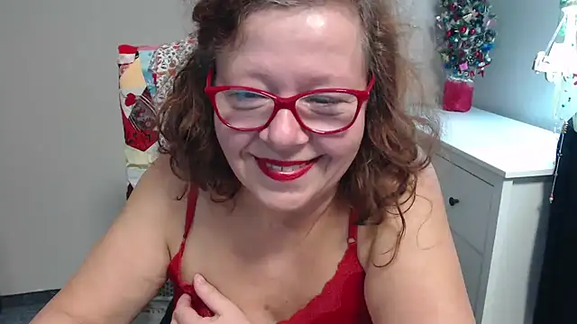 Adelewildx online show from December 11, 7:53 am