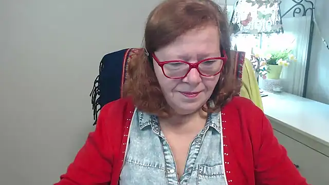 Adelewildx online show from October 9, 3:15 am