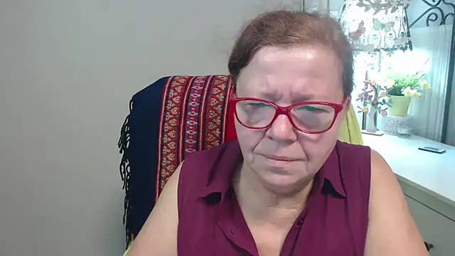 Adelewildx online show from October 13, 3:39 am