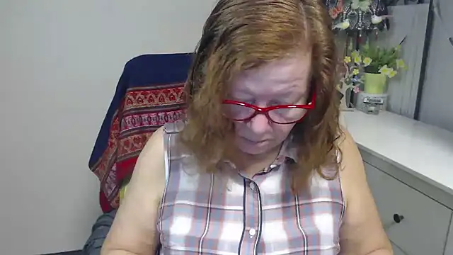 Adelewildx online show from October 22, 3:07 am