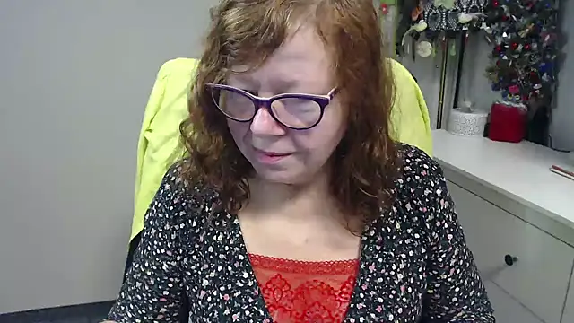 Adelewildx online show from January 12, 5:23 am