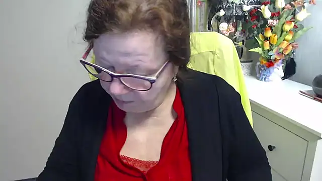 Adelewildx online show from February 20, 4:53 am