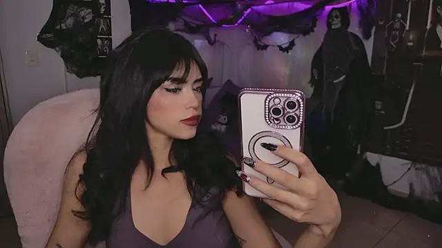 Snapshot of YourKatt chatting on October 26, 4:07 am YourKatt online show from October 26, 4:07 am