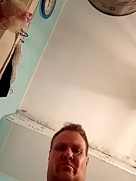 OliverBerlinSucht online show from October 24, 12:19 am