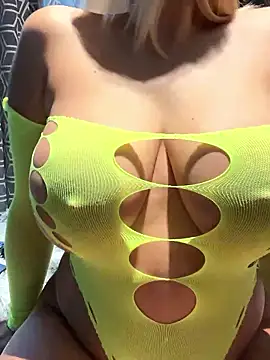 Liiaa online show from January 16, 9:35 am