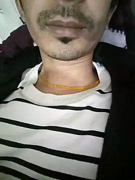 Snapshot of dreamtoungelick69 chatting on January 23, 6:03 pm dreamtoungelick69 online show from January 23, 6:03 pm