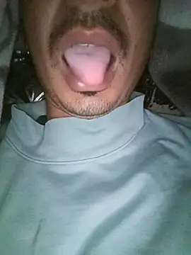 Snapshot of dreamtoungelick69 chatting on February 11, 10:07 pm dreamtoungelick69 online show from February 11, 10:07 pm