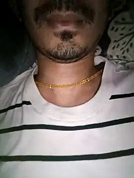 Snapshot of dreamtoungelick69 chatting on February 23, 5:18 pm dreamtoungelick69 online show from February 23, 5:18 pm