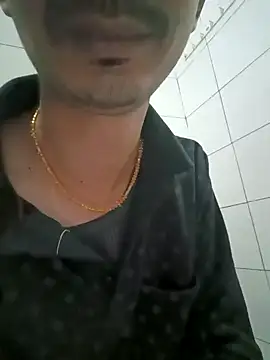 Snapshot of dreamtoungelick69 chatting on March 7, 3:08 am dreamtoungelick69 online show from March 7, 3:08 am