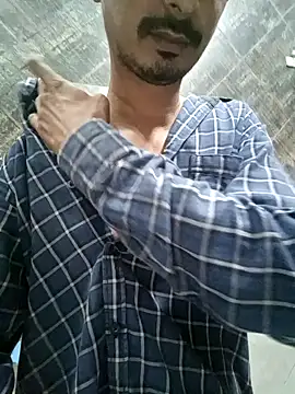 Snapshot of dreamtoungelick69 chatting on October 17, 7:27 pm dreamtoungelick69 online show from October 17, 7:27 pm