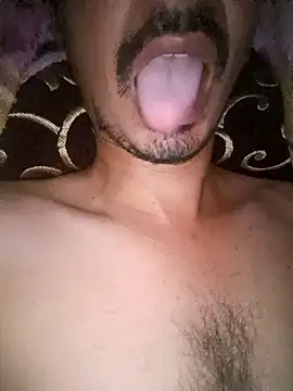 Snapshot of dreamtoungelick69 chatting on October 22, 1:17 am dreamtoungelick69 online show from October 22, 1:17 am