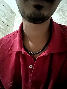 Snapshot of dreamtoungelick69 chatting on November 3, 1:40 am dreamtoungelick69 online show from November 3, 1:40 am