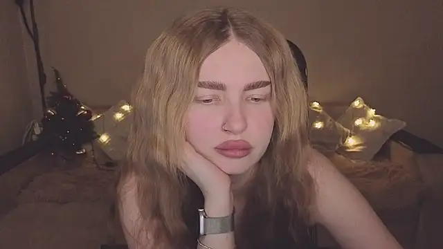 ViolettaLopez online show from December 20, 2:24 pm