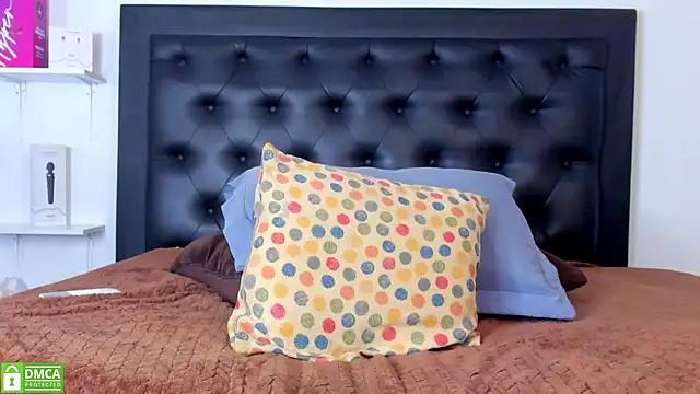 Alika Shanty online show from March 22, 2:04 am