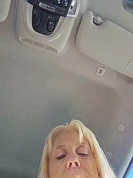 Nathotsexy1 online show from February 17, 8:44 am