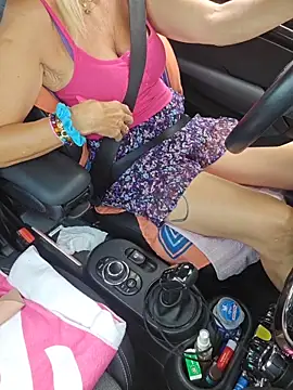Nathotsexy1 online show from June 9, 7:53 am