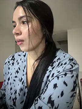  queen sofia online show from February 9, 11:15 pm