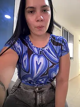  queen sofia online show from February 13, 7:52 pm