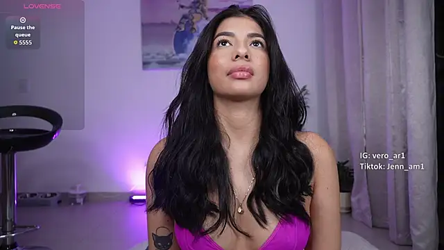 Snapshot of Veronica_ar chatting on November 3, 2:13 am Veronica ar online show from November 3, 2:13 am