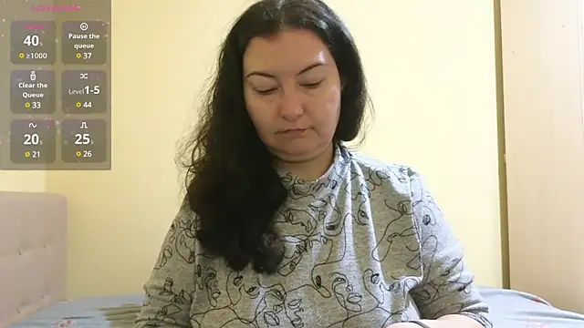 BBW MILF 4U online show from March 5, 6:33 am