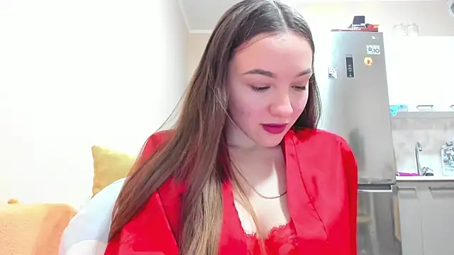 Snapshot of Naughty_Molly chatting on February 2, 4:32 pm Naughty Molly online show from February 2, 4:32 pm