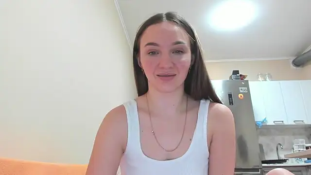 Snapshot of Naughty_Molly chatting on February 27, 5:36 pm Naughty Molly online show from February 27, 5:36 pm