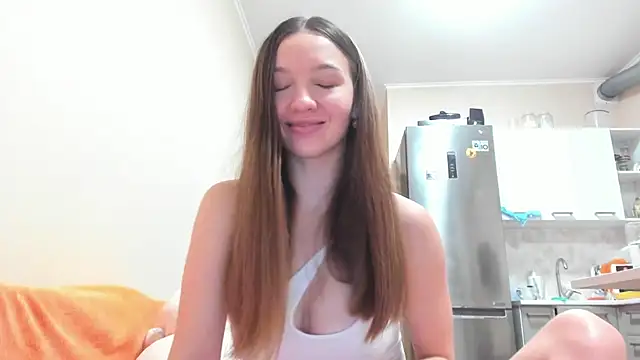 Snapshot of Naughty_Molly chatting on November 7, 4:18 pm Naughty Molly online show from November 7, 4:18 pm