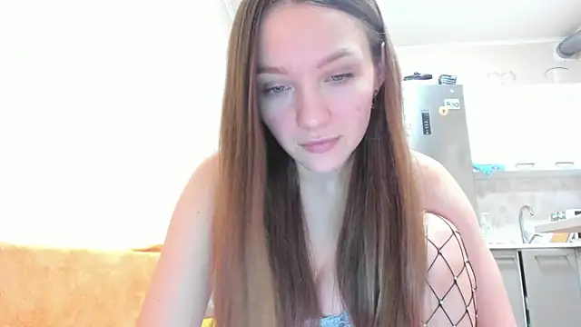 Snapshot of Naughty_Molly chatting on November 20, 9:14 pm Naughty Molly online show from November 20, 9:14 pm