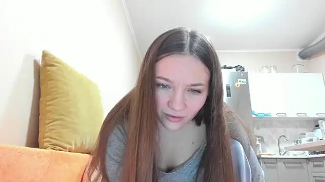 Snapshot of Naughty_Molly chatting on February 7, 5:49 pm Naughty Molly online show from February 7, 5:49 pm