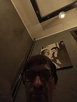 Krasav4ik4ik online show from April 11, 7:18 pm