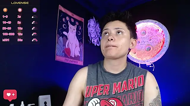 girl intense444 online show from November 9, 7:34 pm