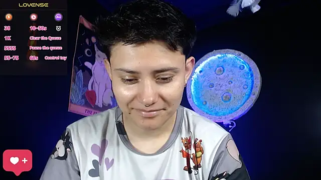 girl intense444 online show from December 16, 1:38 pm