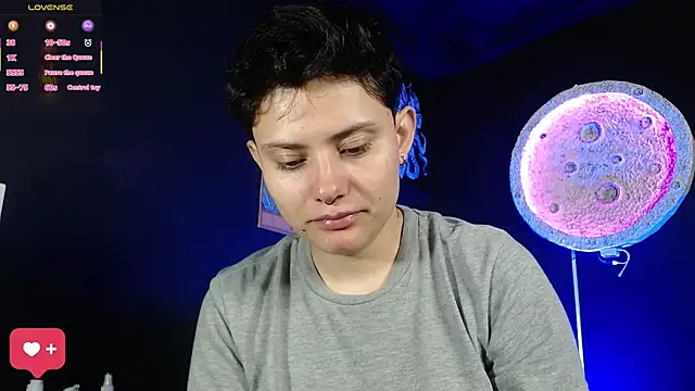 girl intense444 online show from March 21, 1:16 pm