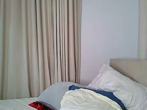 Snapshot of Deliciousgal chatting on July 1, 6:18 pm Deliciousgal online show from July 1, 6:18 pm